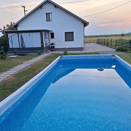 Вилла Kuca Za Odmor Domus Alba Branjin Vrh Экстерьер фото